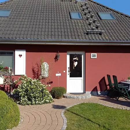 Schwedenhaus Apartamento Sellin (Rugen)